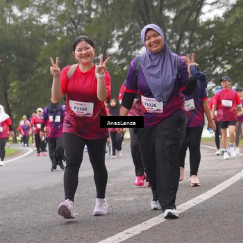 Runner Photo 8432467