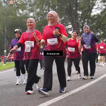 Runner Photo 8432475