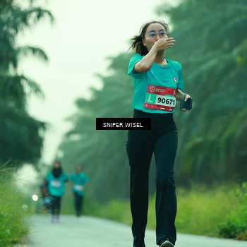 Runner Photo 8432484
