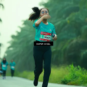 Runner Photo 8432490