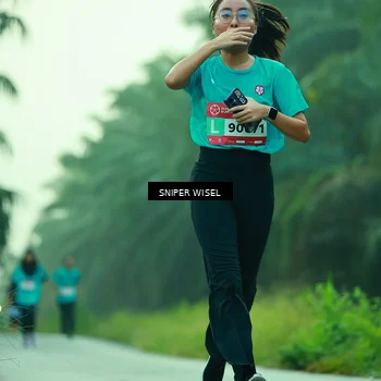 Runner Photo 8432499