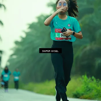 Runner Photo 8432500