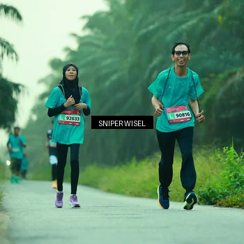 Runner Photo 8432525
