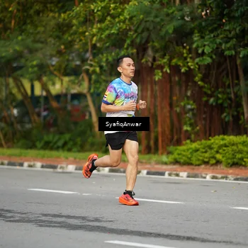 Runner Photo 8432530
