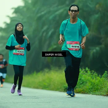 Runner Photo 8432531