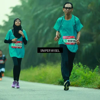 Runner Photo 8432537
