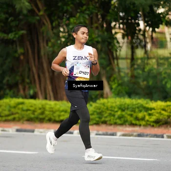 Runner Photo 8432553