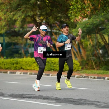 Runner Photo 8432555