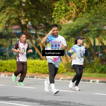 Runner Photo 8432559
