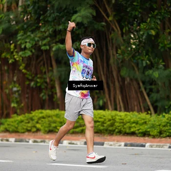 Runner Photo 8432576