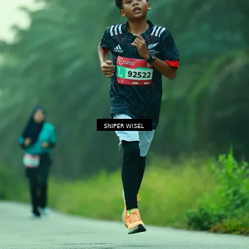 Runner Photo 8432580
