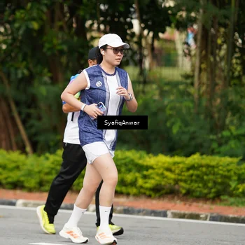 Runner Photo 8432591