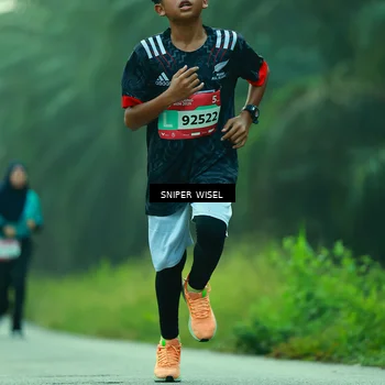 Runner Photo 8432593