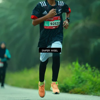 Runner Photo 8432599