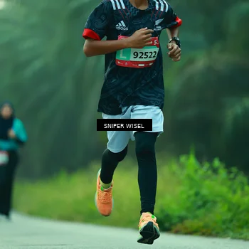 Runner Photo 8432603