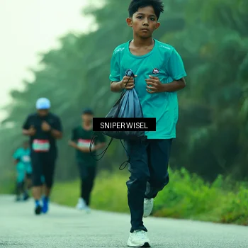 Runner Photo 8432663