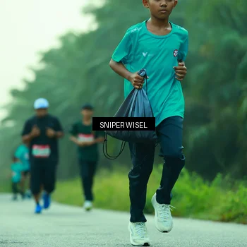 Runner Photo 8432667