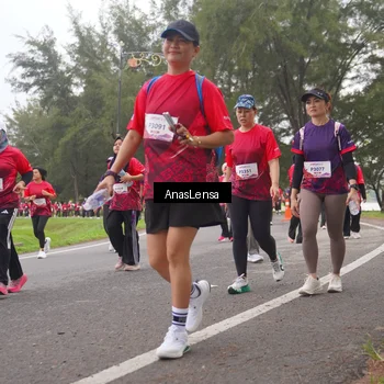 Runner Photo 8432669