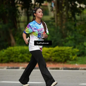 Runner Photo 8432673