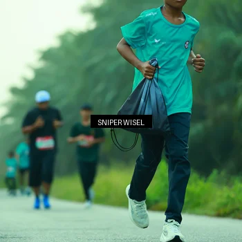 Runner Photo 8432676