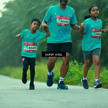 Runner Photo 8432753