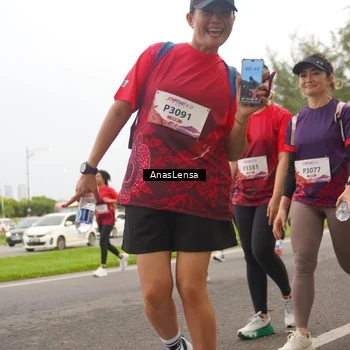Runner Photo 8432767