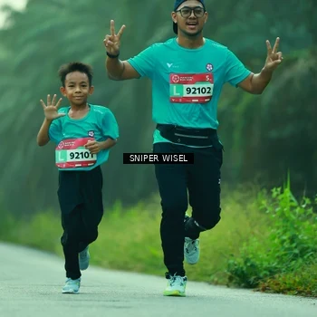 Runner Photo 8432773