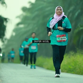 Runner Photo 8432799
