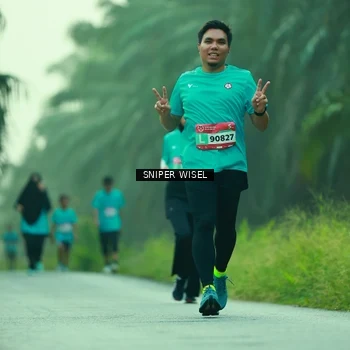Runner Photo 8432830
