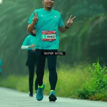 Runner Photo 8432837