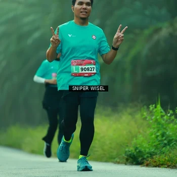 Runner Photo 8432843