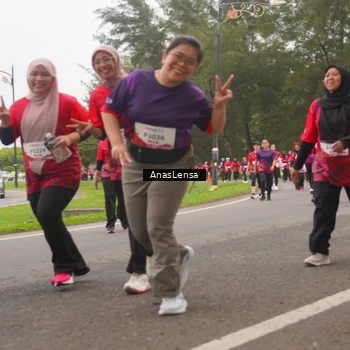 Runner Photo 8432856