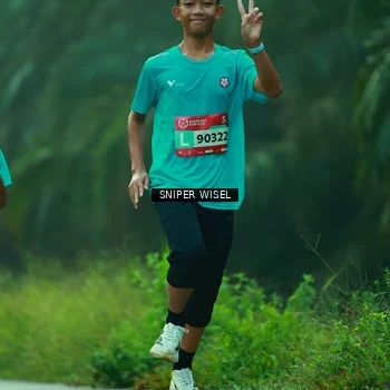 Runner Photo 8432898