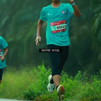 Runner Photo 8432900
