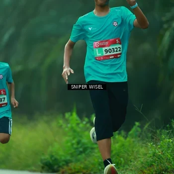 Runner Photo 8432902