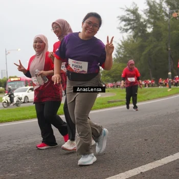 Runner Photo 8432903
