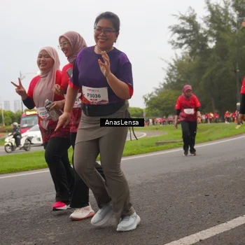 Runner Photo 8432906