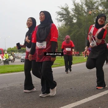 Runner Photo 8432909