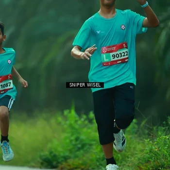 Runner Photo 8432912
