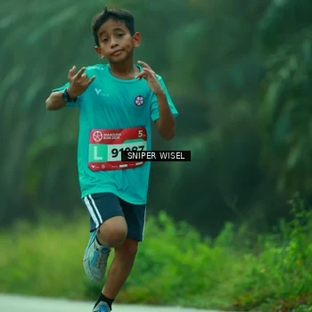 Runner Photo 8432915