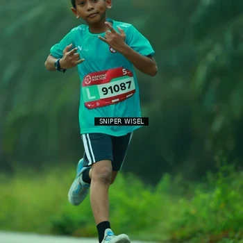 Runner Photo 8432923