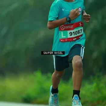 Runner Photo 8432929