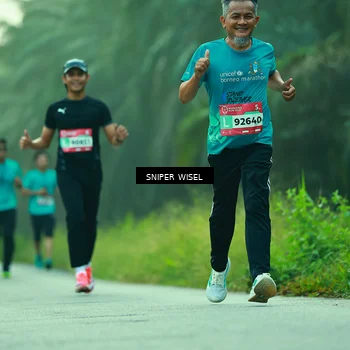 Runner Photo 8432958