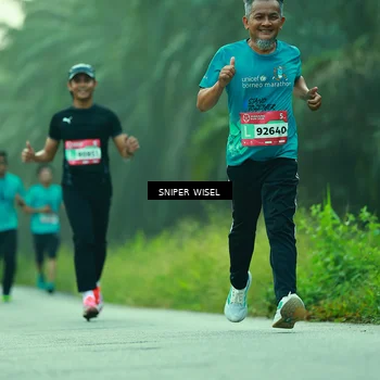 Runner Photo 8432959