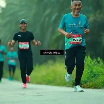 Runner Photo 8432972