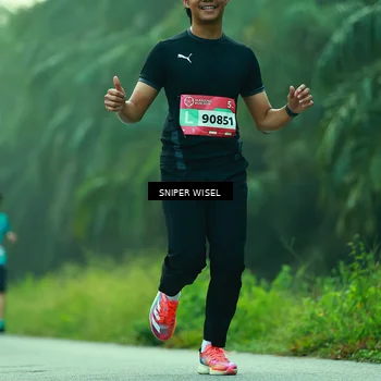 Runner Photo 8432981