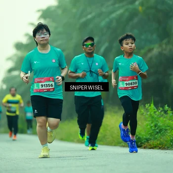 Runner Photo 8432996