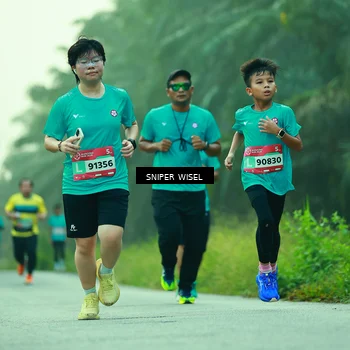 Runner Photo 8432999