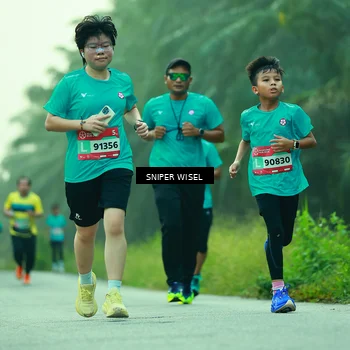 Runner Photo 8433005