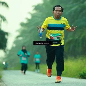 Runner Photo 8433024